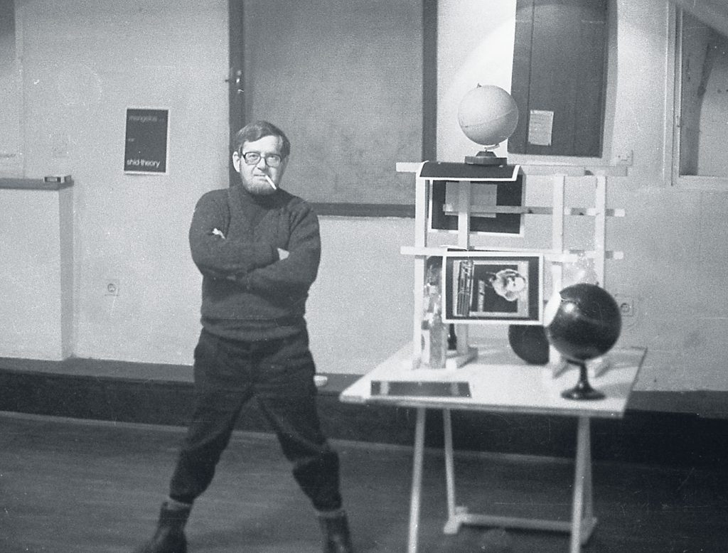 Dimitrije Bašičević Mangelos with his works